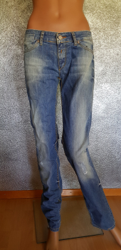 Jeans der Marke " Conto Bene "